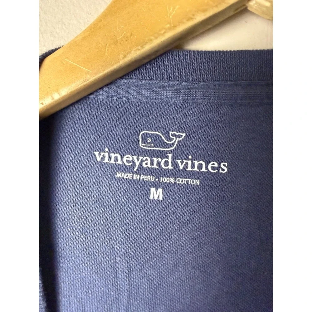 Vineyard Vines Whale Graphic Pocket Long Sleeve Tee Shirt Mens M Navy Blue